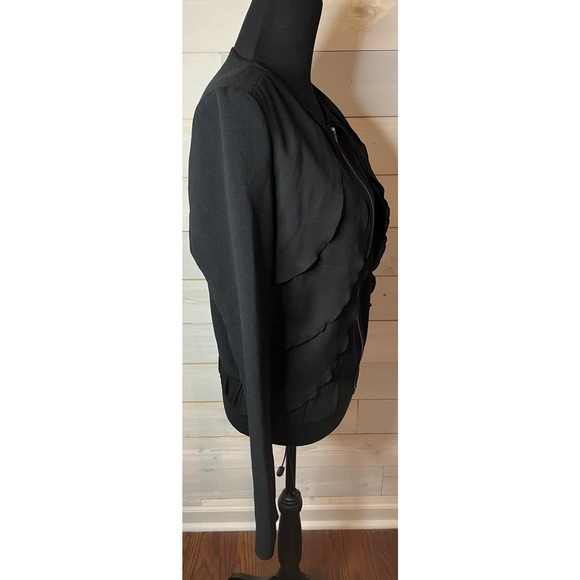 Women's Gap Black Ruffled Jacket Ruching Bottom Sz M Zip Front Top - Picture 3 of 13